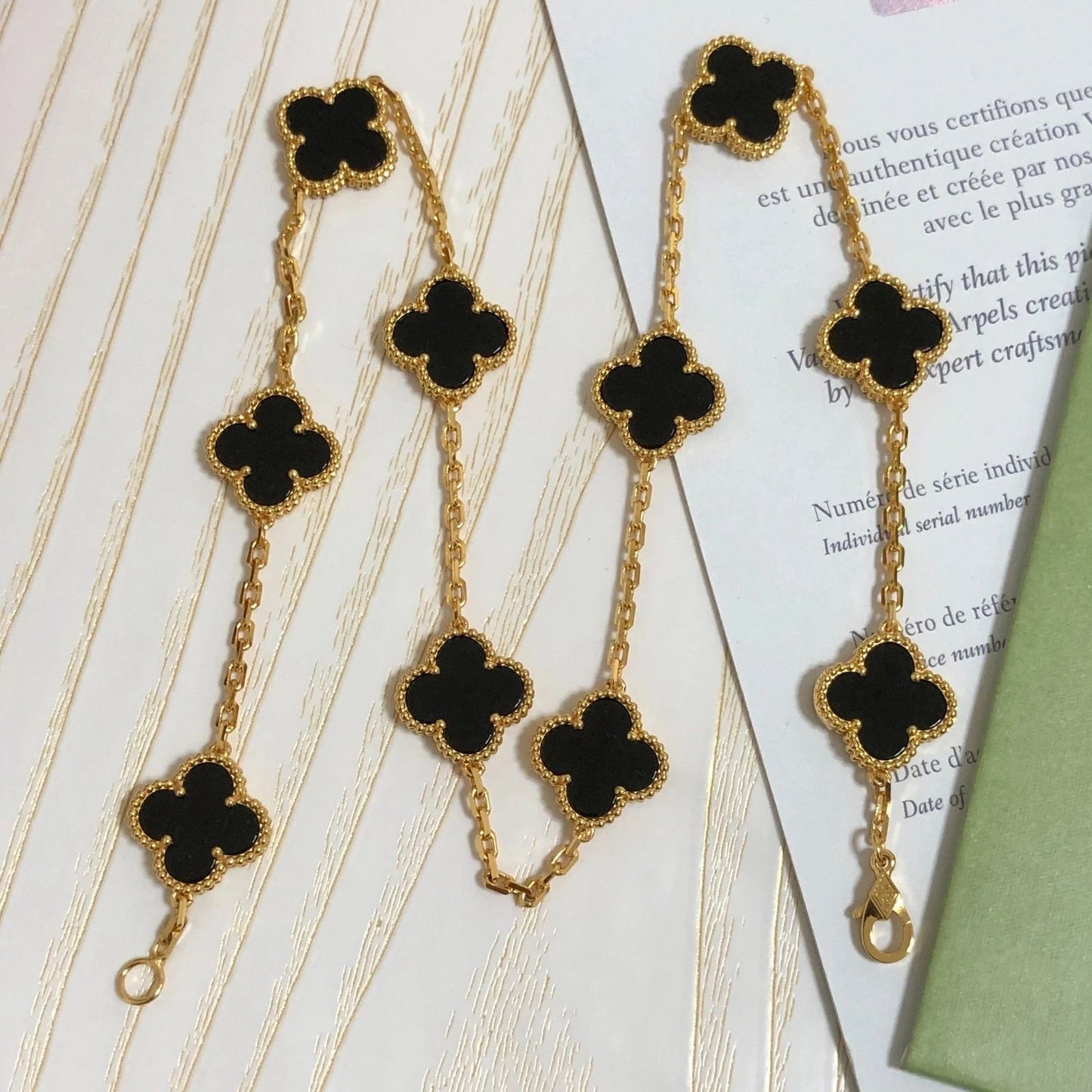 Collar VCA Negro 10 motif
