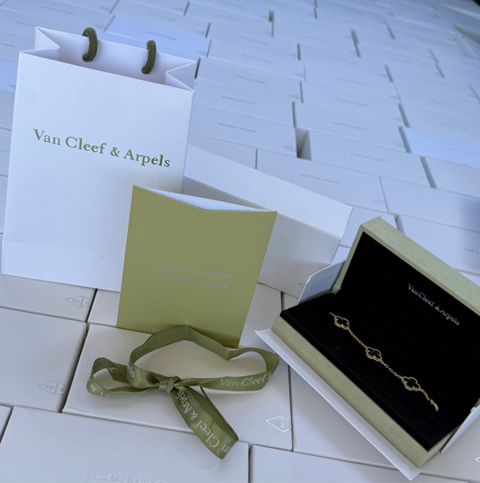 Van Cleef & Arpels Negra