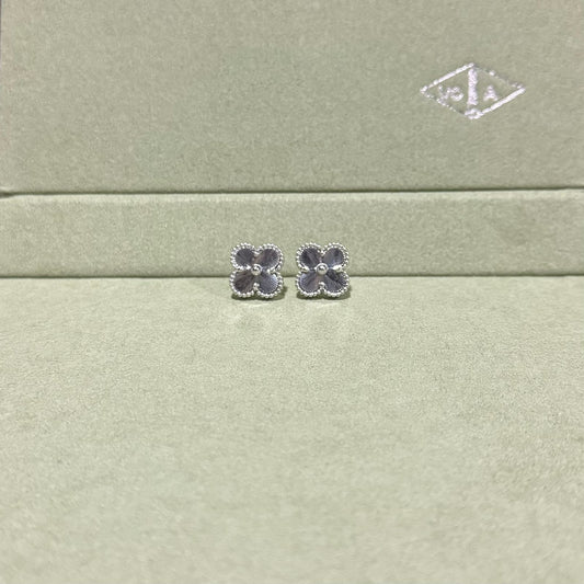 Aretes Plateados con Circonia Brillante